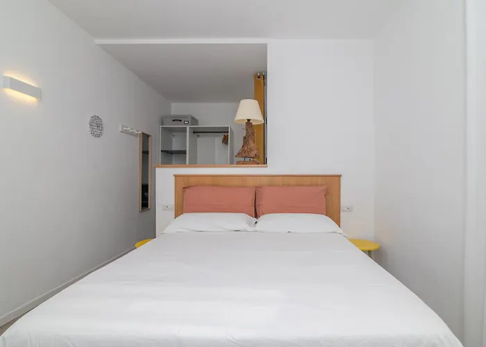 Anthias Rooms- 3*