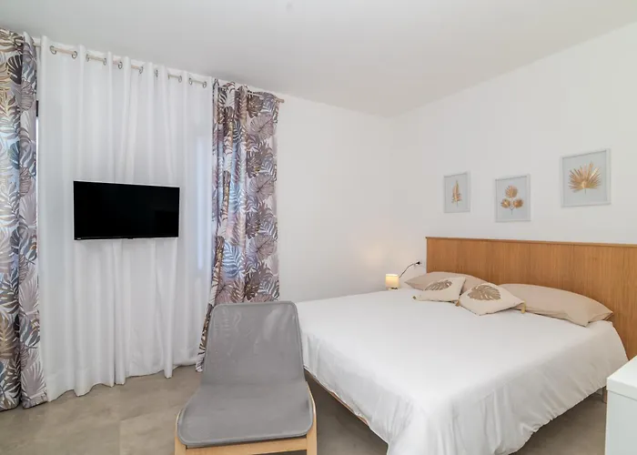 Anthias Rooms- 3*