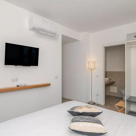 Гостевой дом Anthias Rooms- 3*