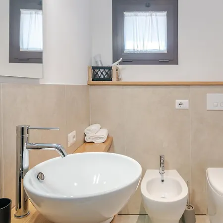 Anthias Rooms- Гостевой дом 3*