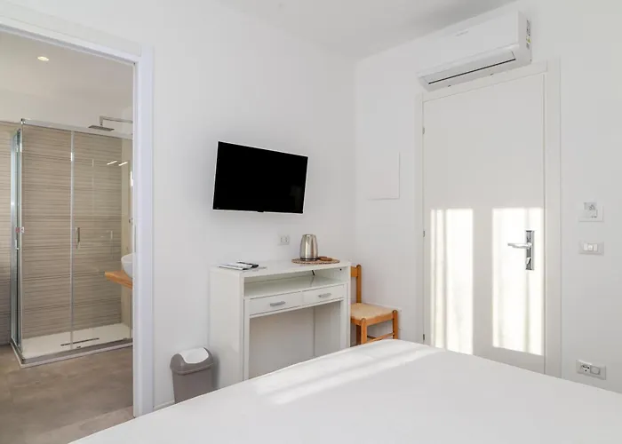 Anthias Rooms- Vendégház Porto San Paolo