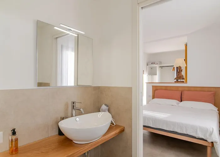 Penzion Anthias Rooms- Porto San Paolo (Sardinia)