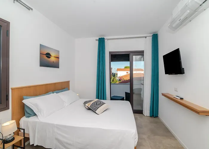 Anthias Rooms- Vendégház Porto San Paolo